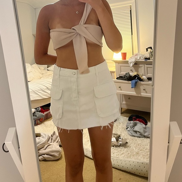 Zara skirt, size medium, with tags - Picture 2 of 2